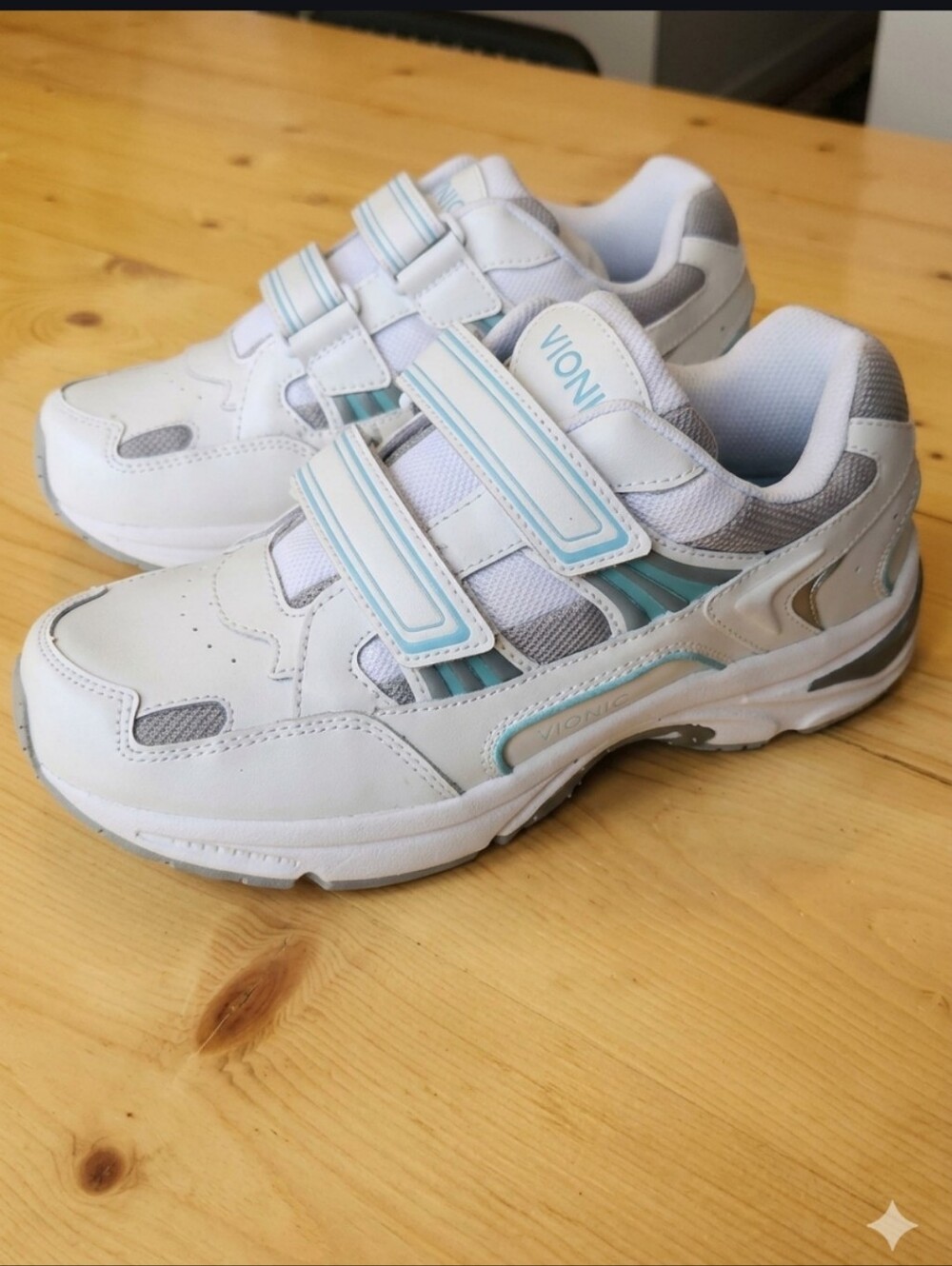 Vionic Tabi Walker Leather Orthotic Hook-and-Loop Walking Sneakers White Blue 10